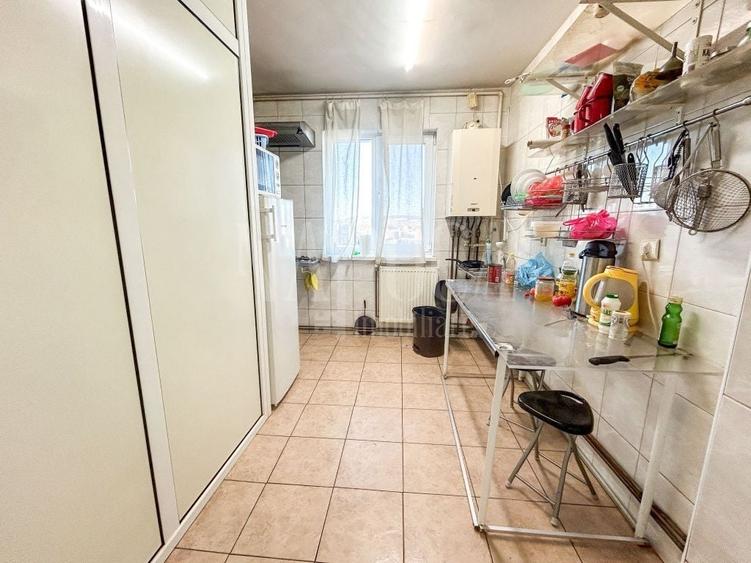 Apartament cu 4 camere decomandat în Mănăștur