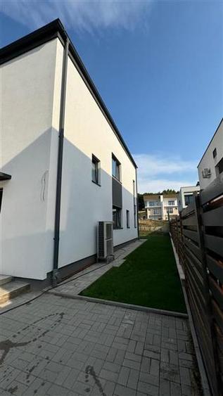 Duplex cu 4 camere cu Canalizare în Mănăștur