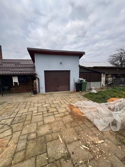 Casă individuală cu 3 camere cu Canalizare în Posta
