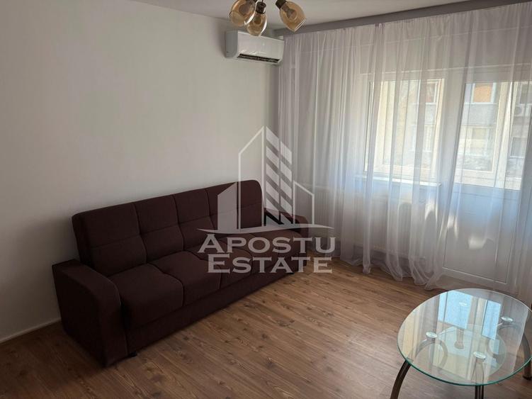 Apartament cu 2 camere semidecomandat în Lugojului