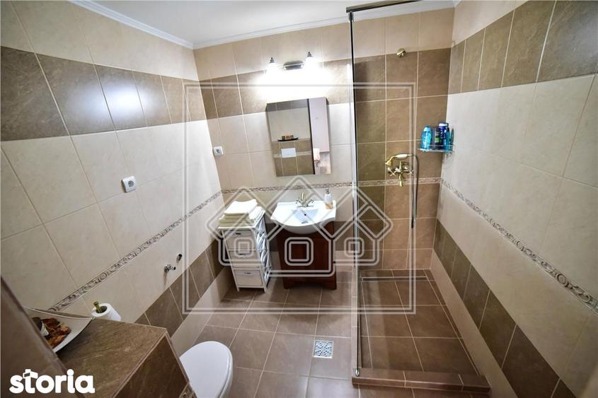 Garsonieră decomandată în Central