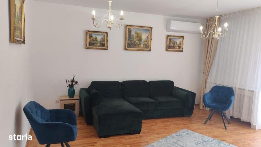 Apartament cu 3 camere, mobilat în Central