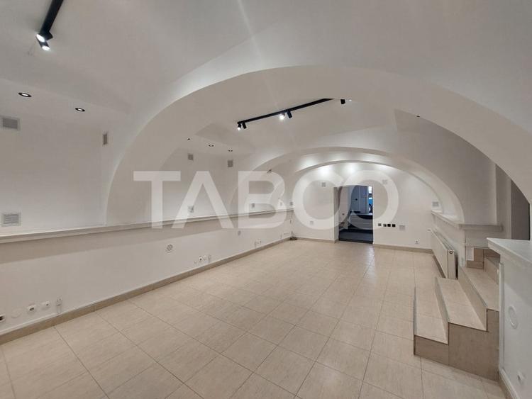 Spațiu comercial, de 94 mp, în Central