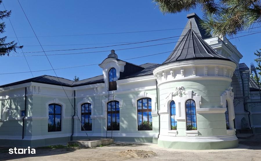 Spațiu comercial, de 500 mp, în Central