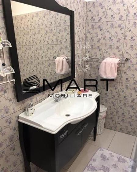 Casă cu 9 camere cu Teren 300 Mp în Terezian
