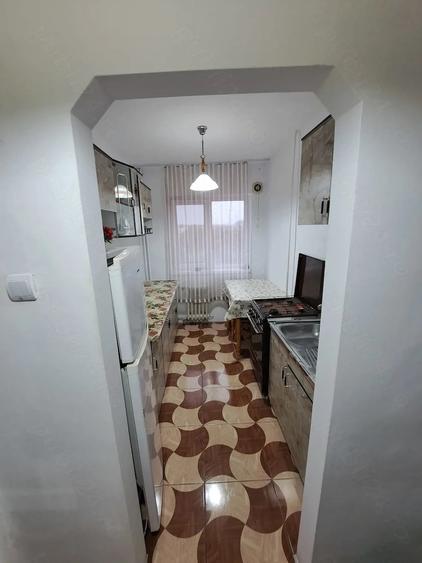 Apartament cu 2 camere semidecomandat în Exterior Vest