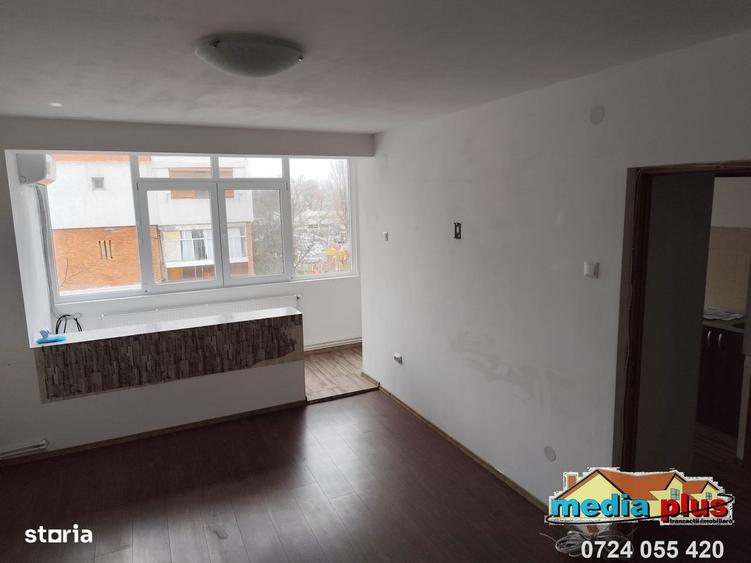 Apartament cu 2 camere semidecomandat în Central