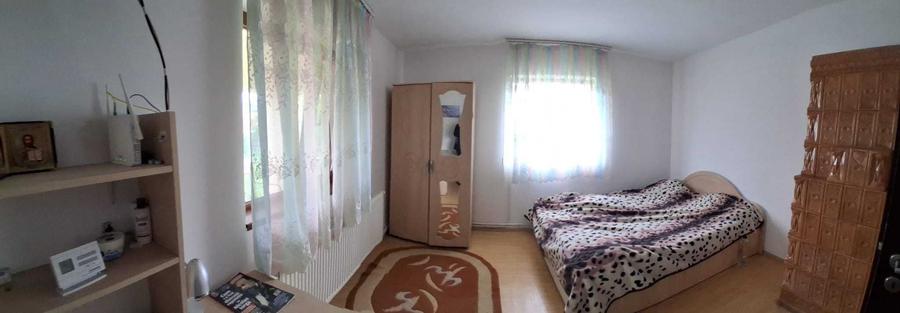 Casă cu 4 camere în Tufeni