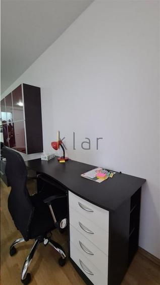 Apartament cu 2 camere semidecomandat, mobilat în Zorilor