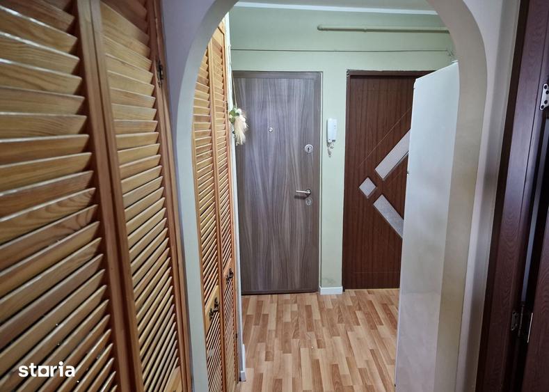 Apartament cu 2 camere în Micro 17
