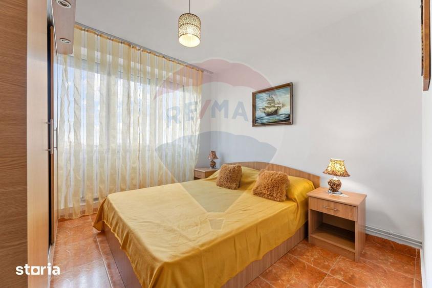 Apartament cu 3 camere, mobilat în Malul Mureșului