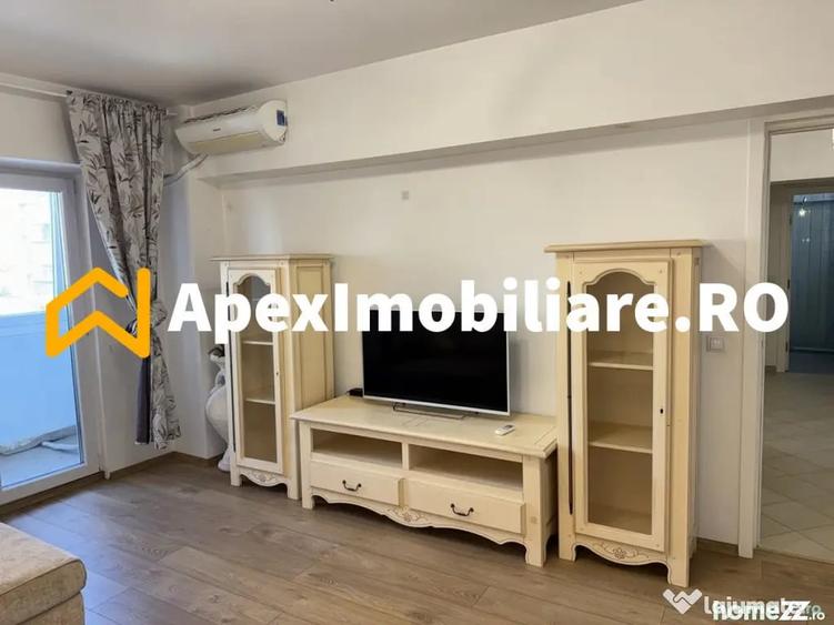Apartament cu 2 camere decomandat în Universitate
