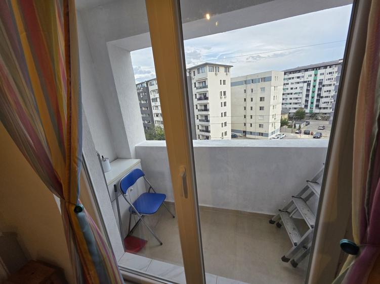 Apartament cu 2 camere semidecomandat în Chiajna