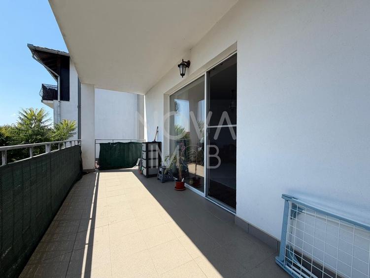 Apartament cu 3 camere semidecomandat, mobilat în Șelimbăr
