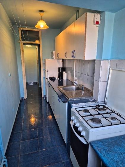 Garsonieră decomandată, mobilată în Complex Studențesc