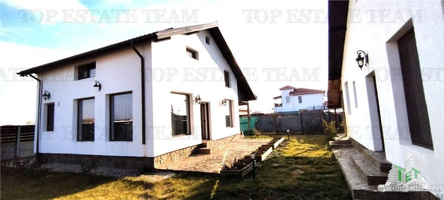 Casă individuală cu 5 camere cu Teren 550 Mp în Odăi