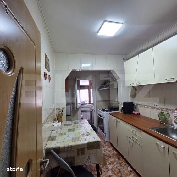Apartament cu 4 camere decomandat în Sârbi