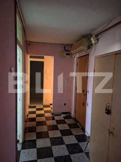 Apartament cu 3 camere decomandat în 1 Mai