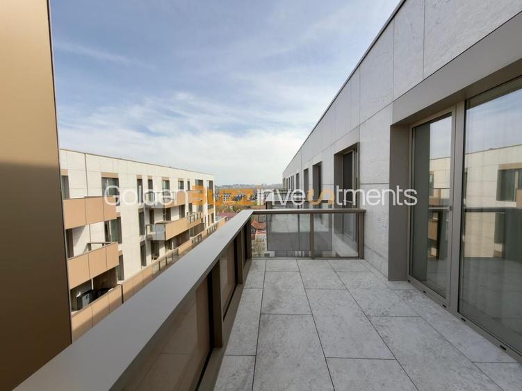 Apartament cu 4 camere, mobilat în Iancu Nicolae