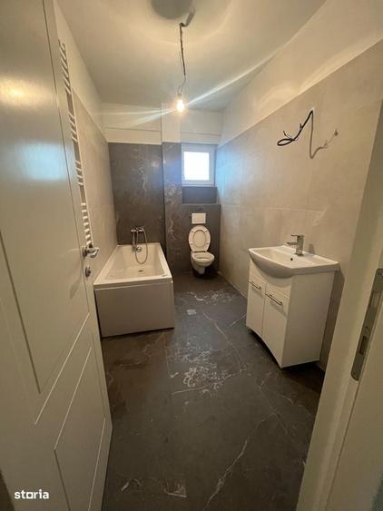 Garsonieră decomandată în Bucium