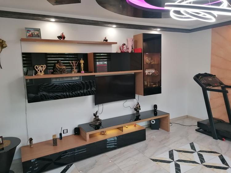 Casă cu 4 camere în Vărsătura