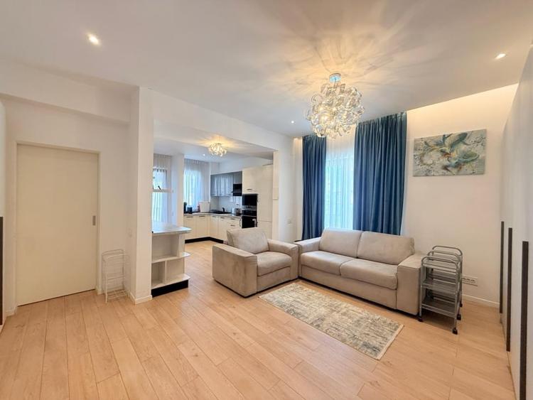 Apartament cu 2 camere, mobilat în Eminescu