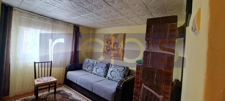 Casă individuală cu 5 camere cu Canalizare în Periferie