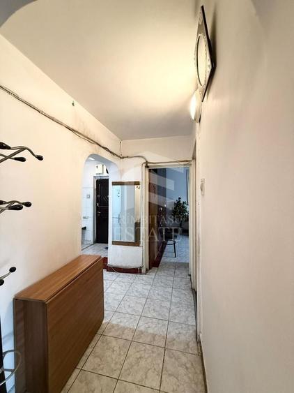 Apartament cu 3 camere decomandat în Pantelimon