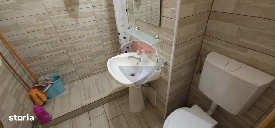 Apartament cu 3 camere decomandat în Doamna Ghica