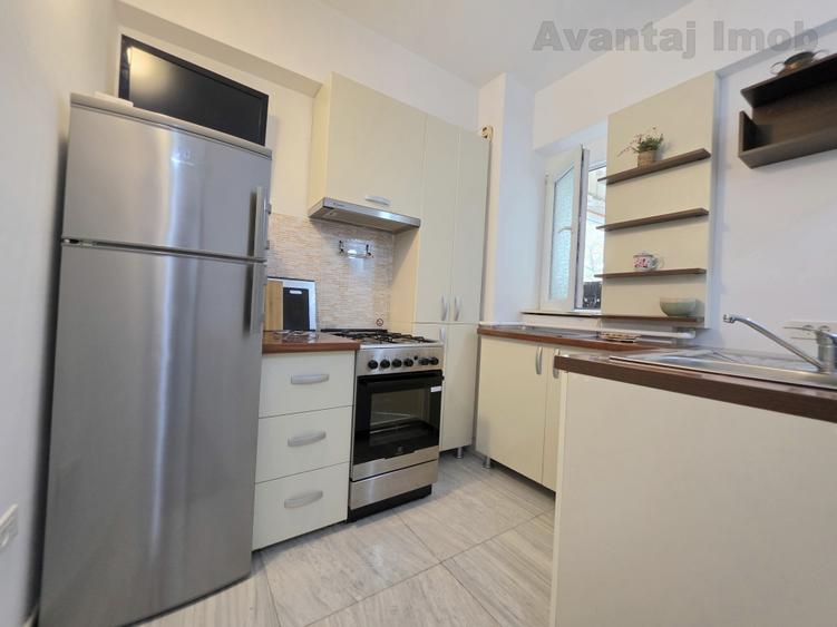 Apartament cu 2 camere decomandat în Domenii