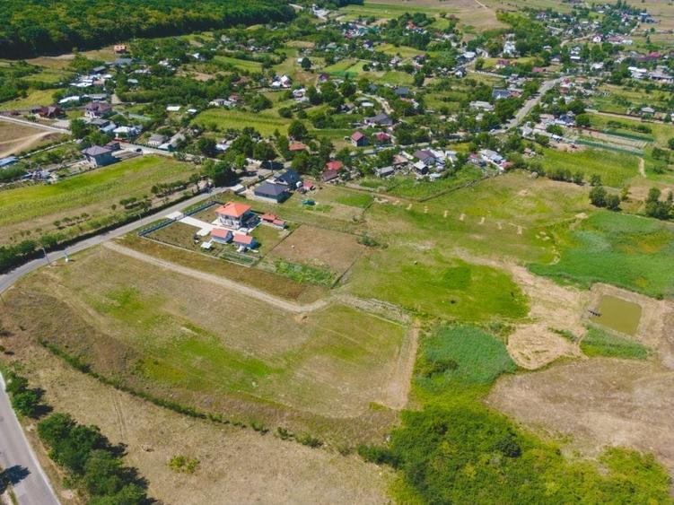 Teren Construcții intravilan de 1000 mp, în Stâncești