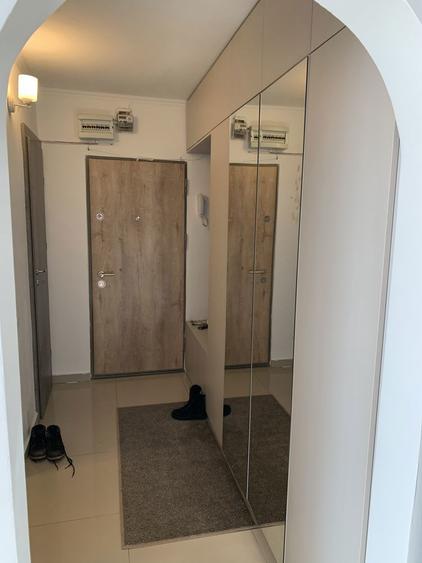 Apartament cu 3 camere decomandat în Lacul Morii
