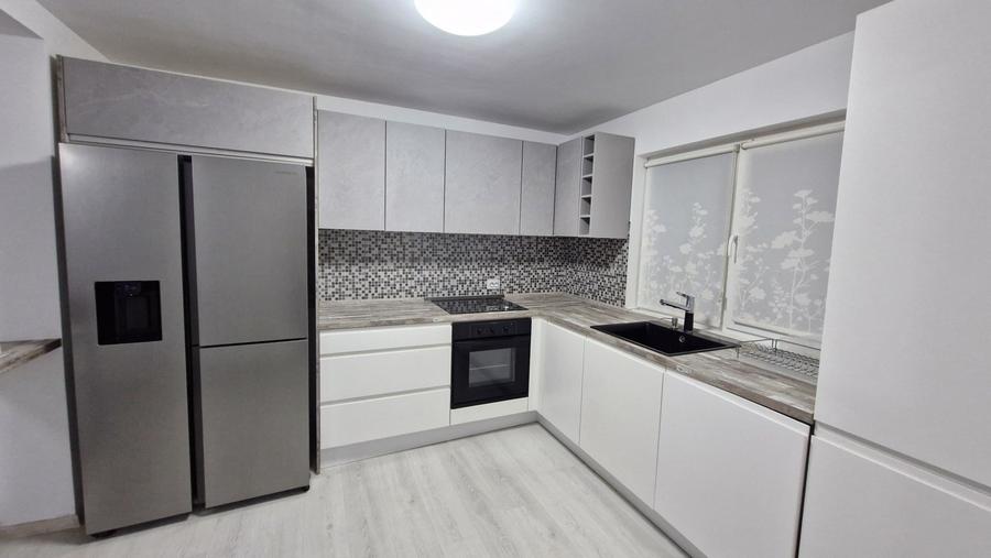 Casă cu 3 camere cu Teren 150 Mp în Bucium