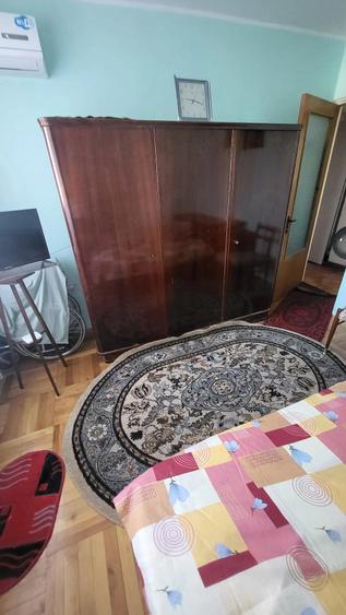 Apartament cu 3 camere decomandat în Micro 18