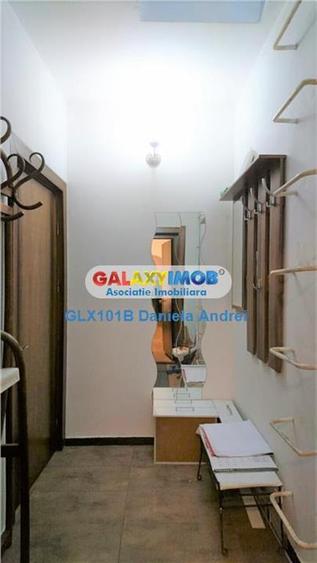 Apartament cu 3 camere decomandat, mobilat în Pajura