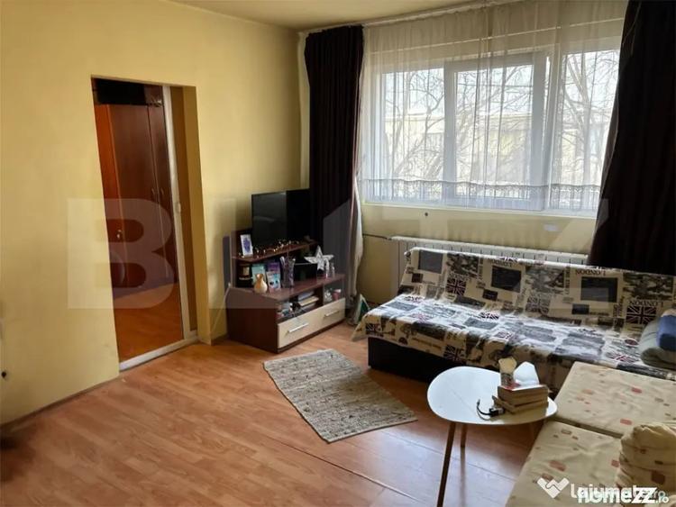 Apartament cu 2 camere semidecomandat în Mihai Bravu