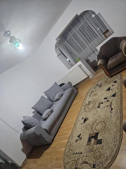 Apartament cu 2 camere semidecomandat în Sud