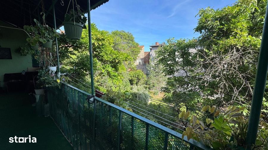 Apartament cu 4 camere semidecomandat în Elisabetin
