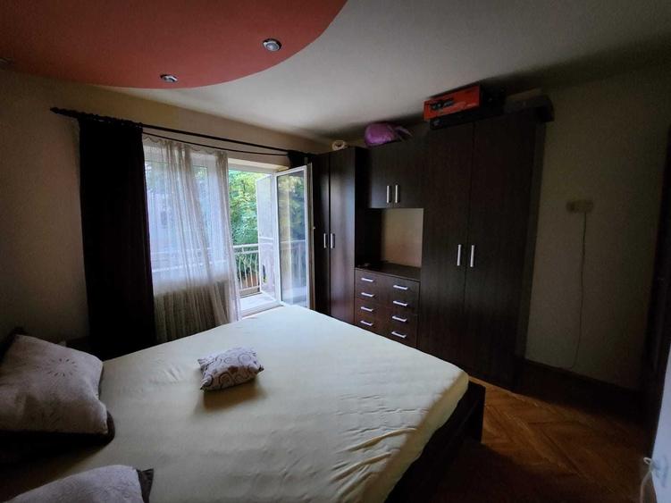 Apartament cu 2 camere decomandat în Carpați 2