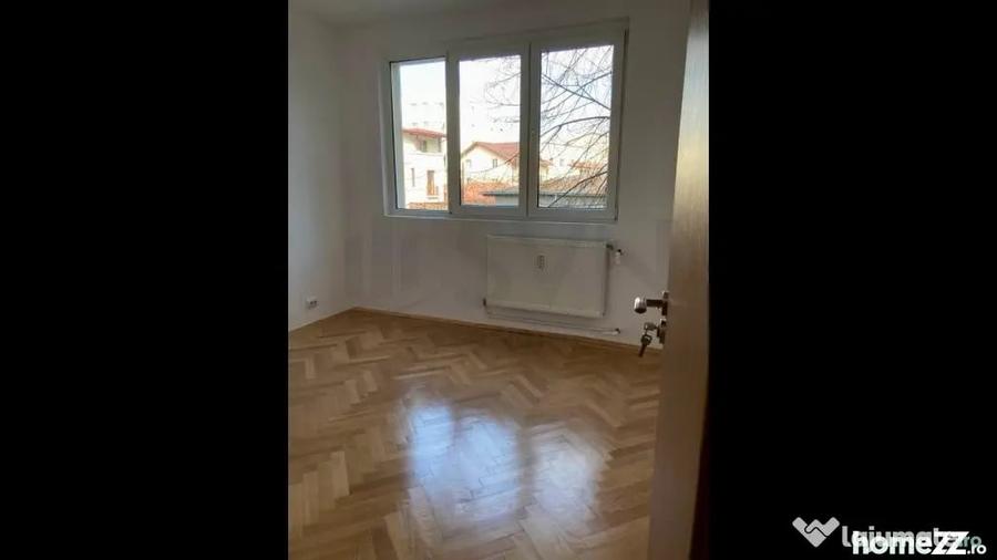 Apartament cu 2 camere semidecomandat în 1 Mai