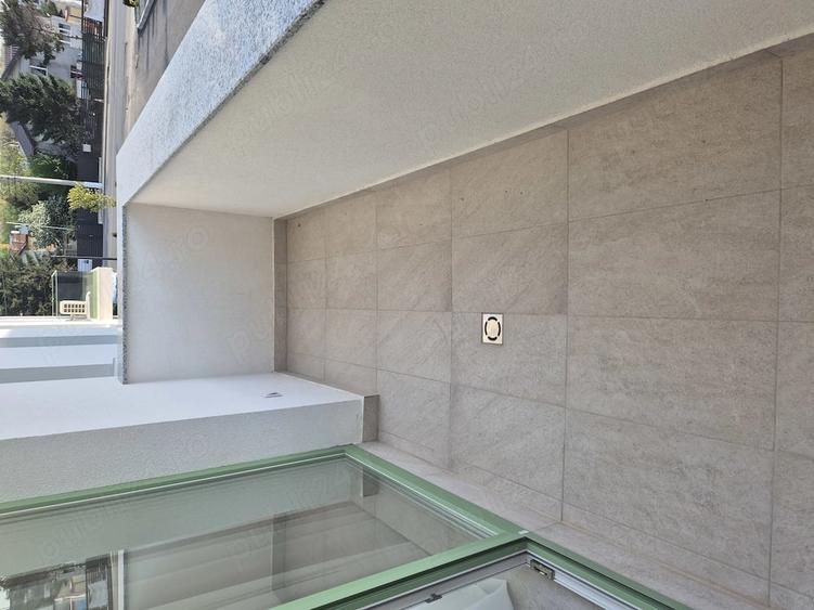 Apartament cu 2 camere decomandat în Tunari