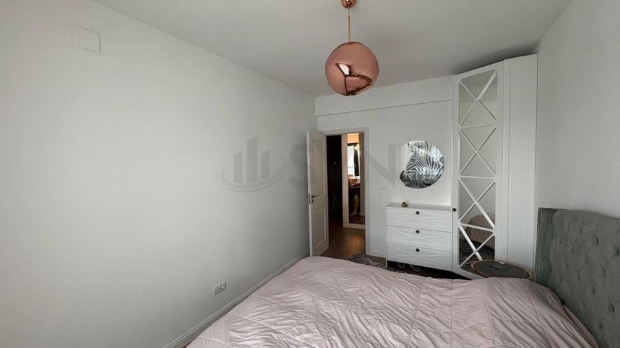 Apartament cu 2 camere decomandat, mobilat în Central