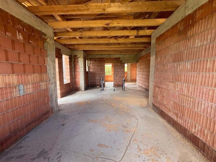 Duplex cu 3 camere cu Teren 500 Mp în Stupini