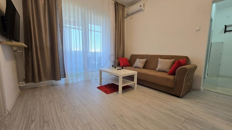 Apartament cu 2 camere semidecomandat, mobilat în Gara de Nord