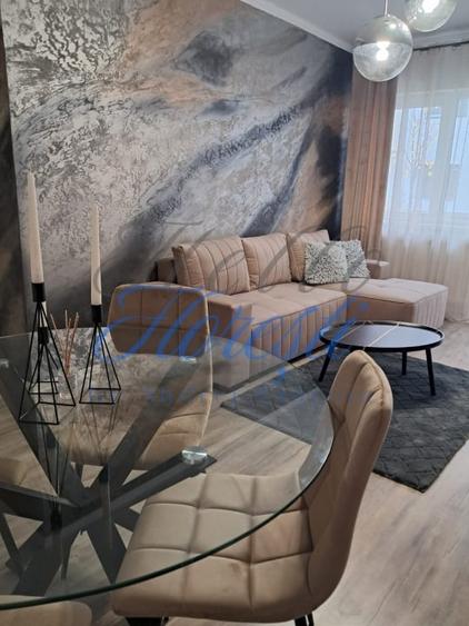 Apartament cu 2 camere semidecomandat, mobilat în Florești