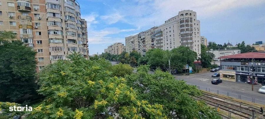 Apartament cu 3 camere în Crângași