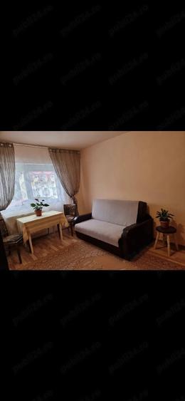 Apartament cu 2 camere semidecomandat în Nădrag