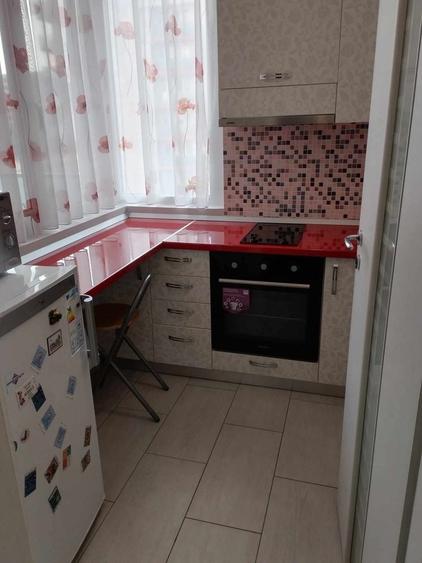 Apartament cu 2 camere decomandat în Exterior Vest