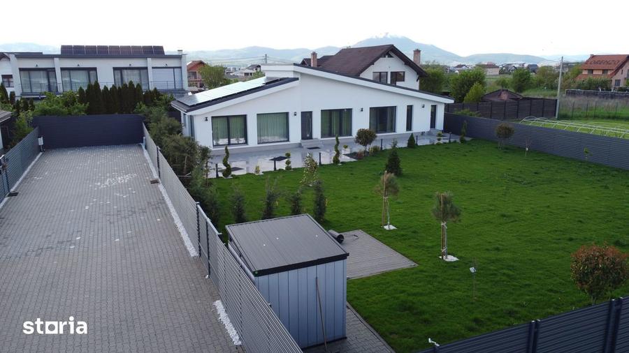 Casă cu 3 camere cu Teren 850 Mp în Cristian