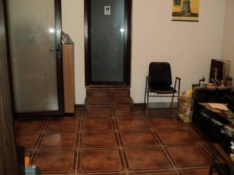 Casă individuală cu 6 camere cu Teren 175 Mp în Parcul Carol